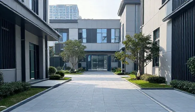 app网站建设：专业咨询服务如何助力展会资讯推送